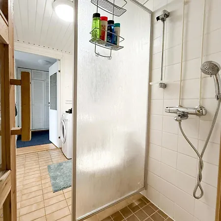 Tyylikaes Keskustayksioe, Sauna, Ilmainen Pysaekoeinti Appartement Kokkola (Karleby)